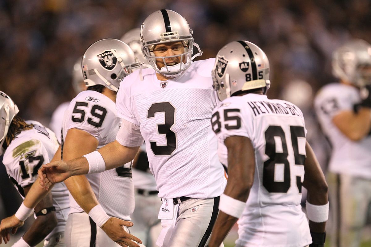 Quarterback Carson Palmer #3 of the Oakland Raiders with wide receiver Darrius Heyward-Bey #85
