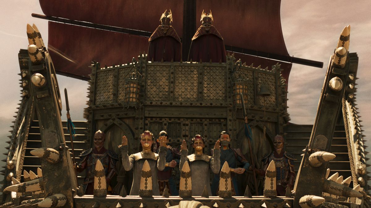 A shot of the Seanchan standing at the front of their ship with channelers and their masters 