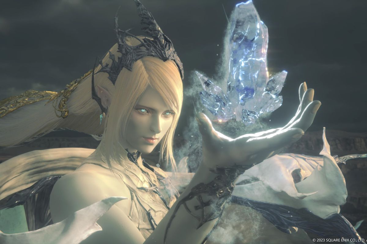An Eikon readies a powerful spell in Final Fantasy 16
