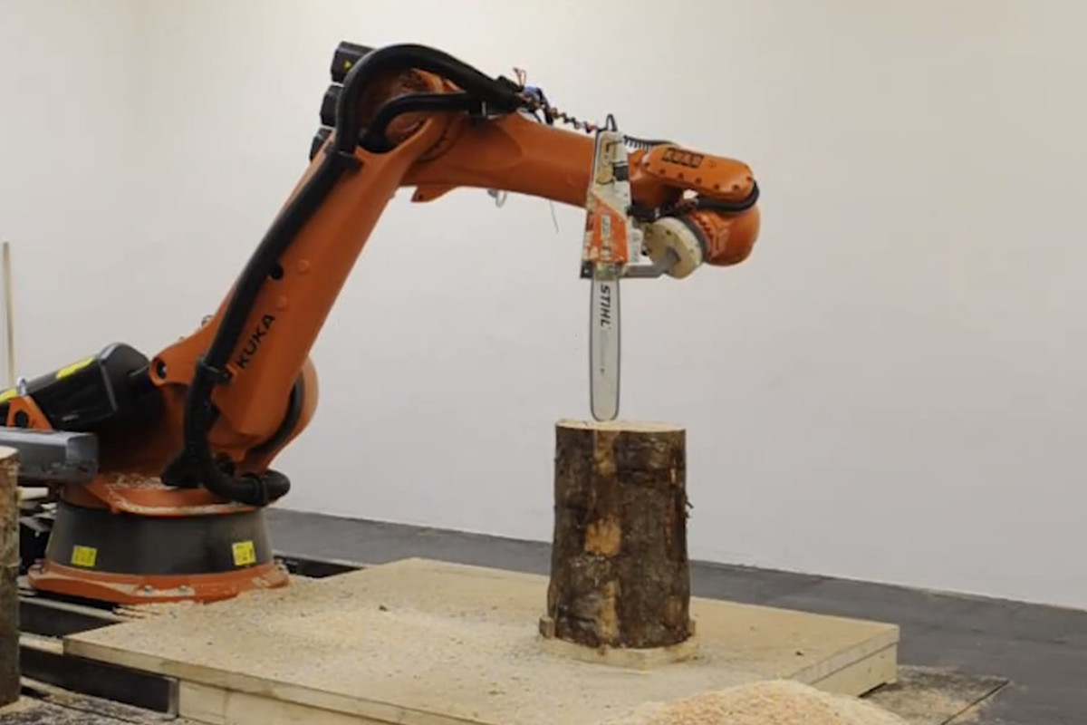 kkaarrlls chainsaw robot