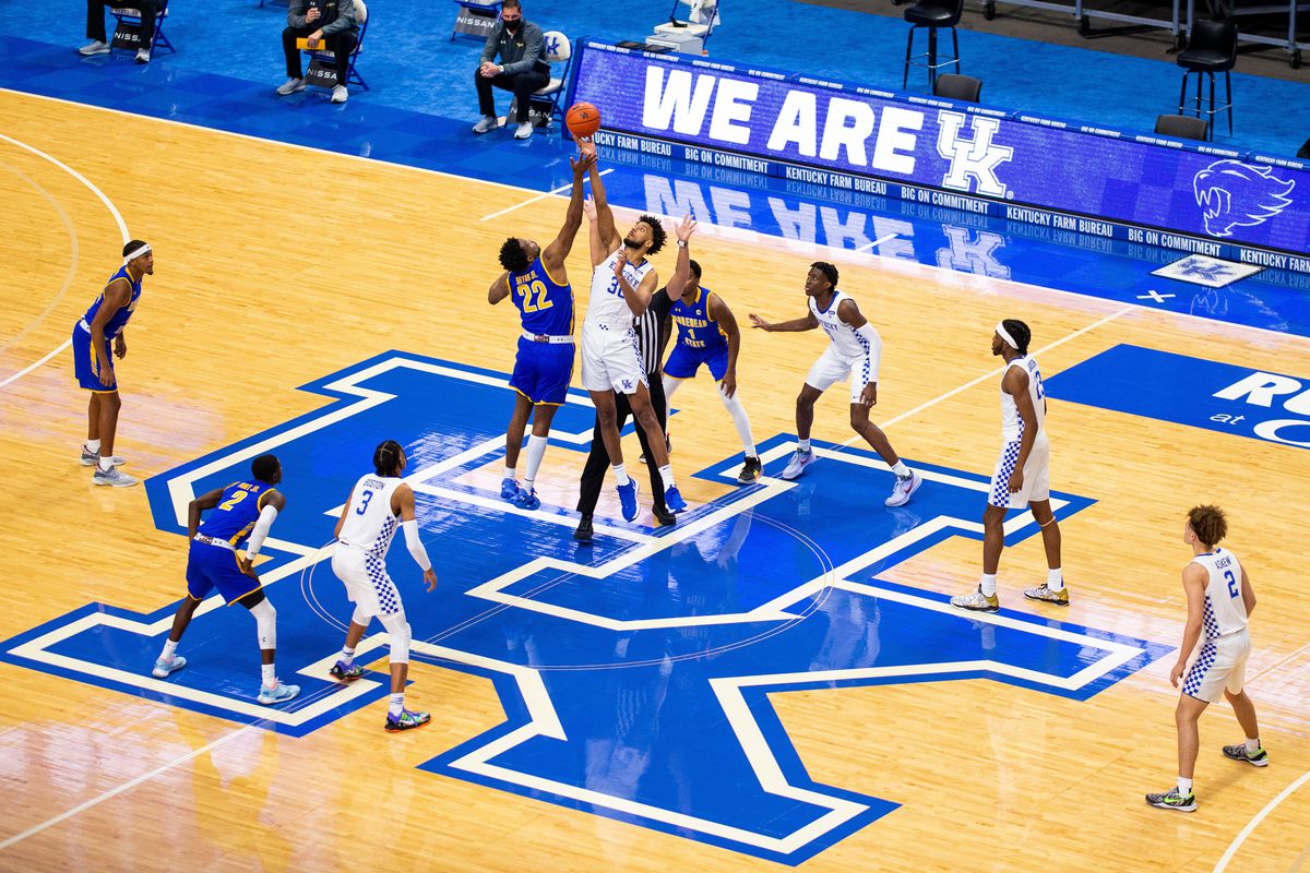 NCAA Basketball: Bluegrass Showcase-Morehead State at Kentucky