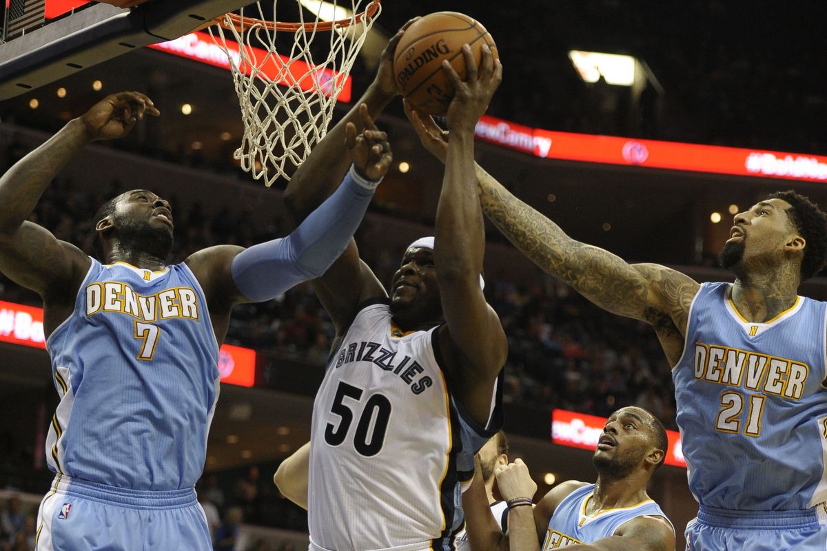 Zach Randolph challenges two Nuggets at the rim
