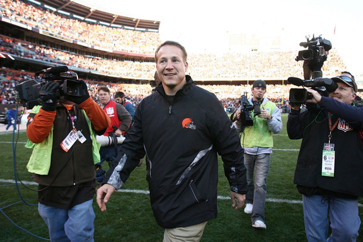 CLEVELAND - NOVEMBER 07:  Head coach Eric Mangini of the Cleveland Browns leaves the field after their game against the New England Patriots at Cleveland Browns Stadium on November 7 2010 in Cleveland Ohio.  (Photo by Matt Sullivan/Getty Images)