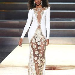 9. Yaritza Reyes, Miss Dominican Republic 
<br></br>
Like a Disney fantasy conjured by Donald Trump: tacky and covered in gold.