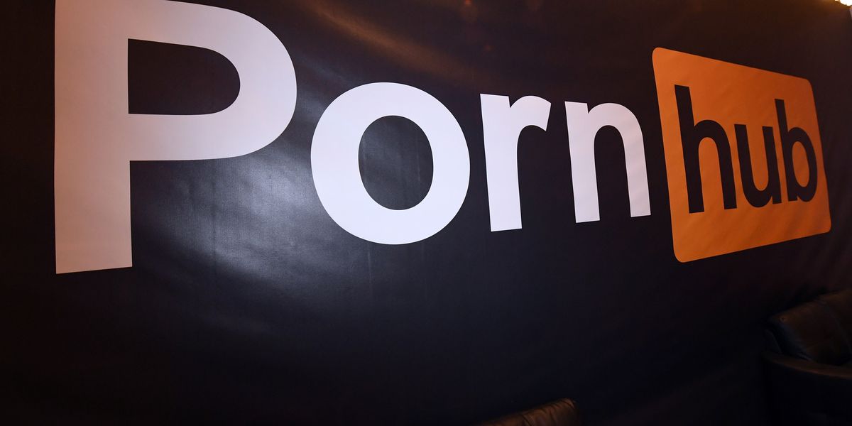 Pornhub starts accepting cryptocurrency - The Verge