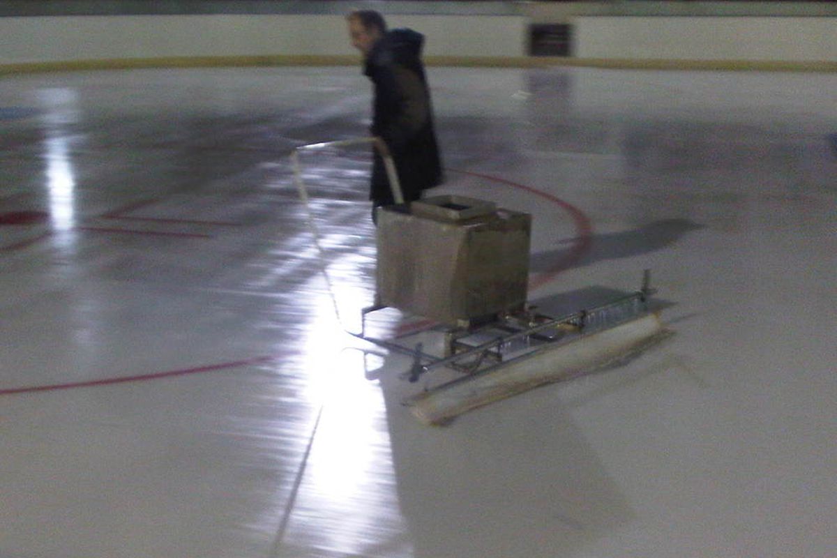 An early morning tweetpic from the Hurricanes' PR chief, <a href="http://twitpic.com/2u7hhx" target="new">Mike Sundheim</a>: "<strong>Can't say I've ever seen a manual zamboni before</strong>"