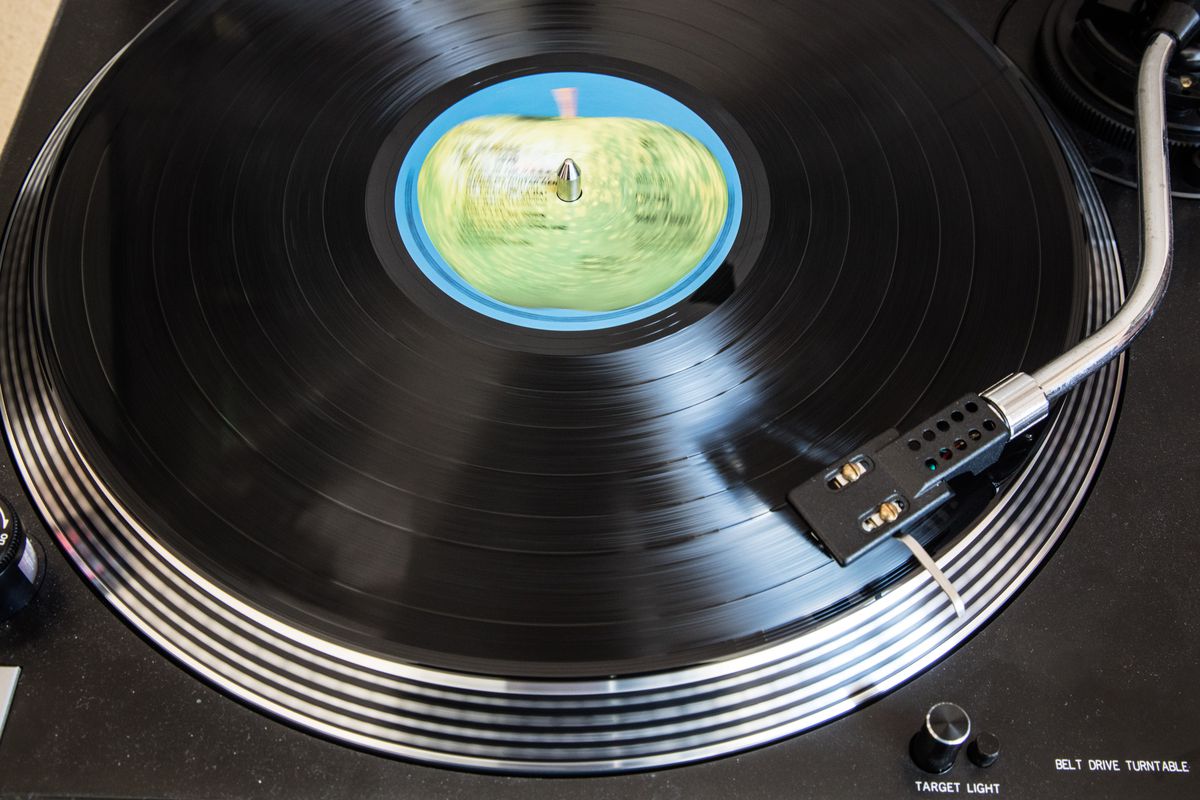 British Record Shops See A Vinyl Revival