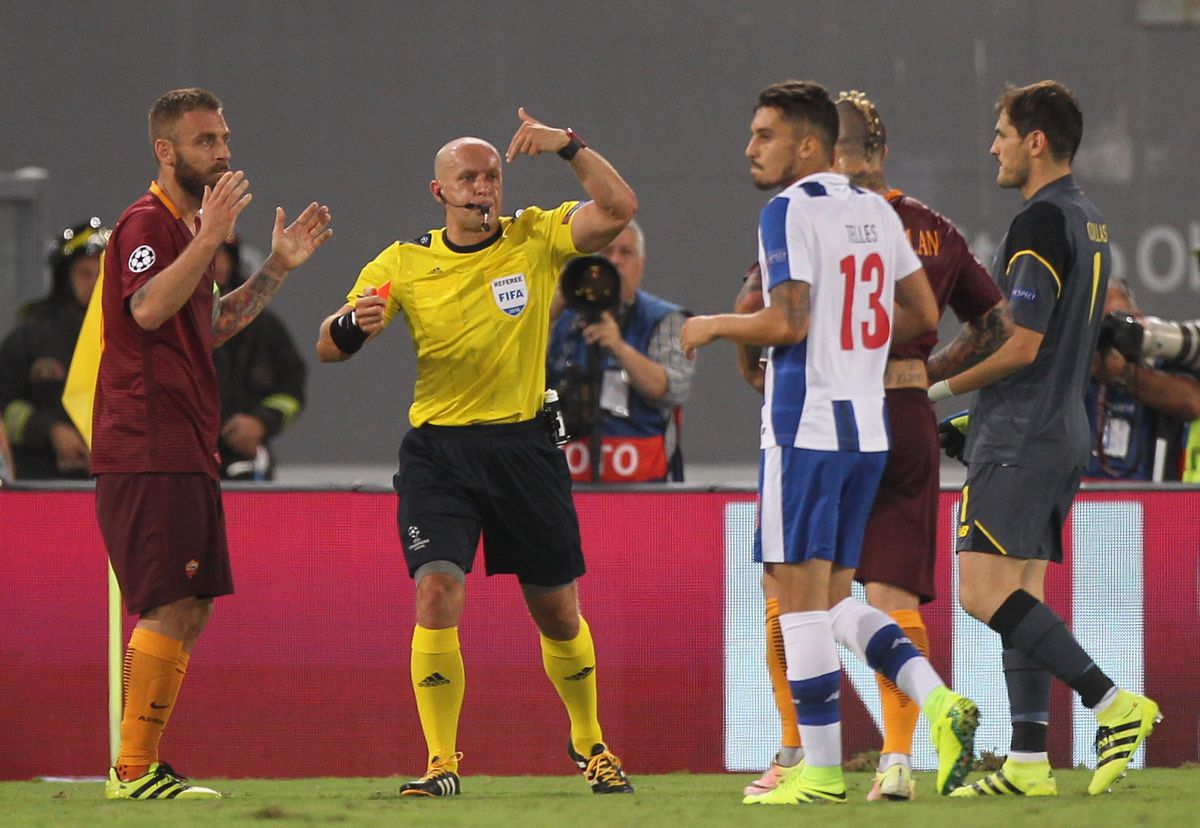 AS Roma v FC Porto - UEFA Champions League Qualifying Play-Offs Round: Second Leg