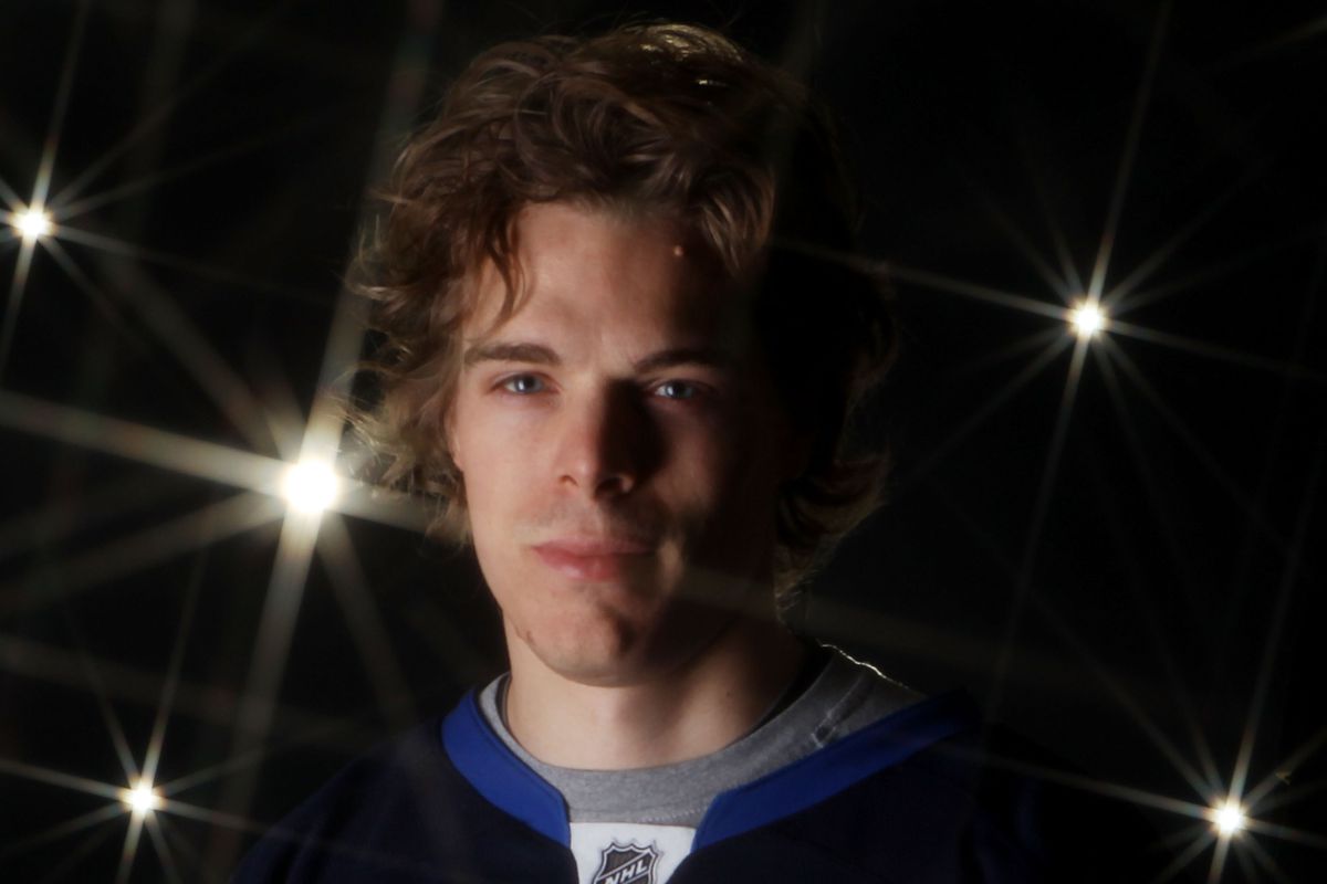 IT'S HILLER'S TIME TO SHINE.