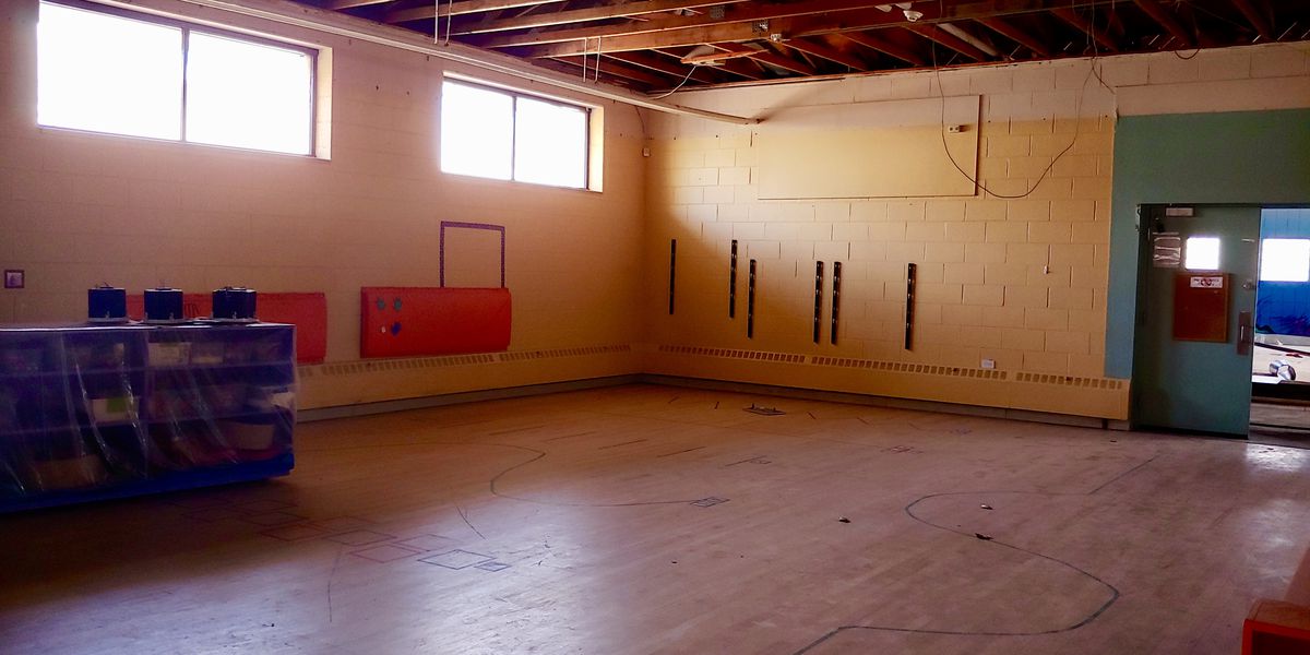 Bal Swan’s current gym is in the process of receiving a major upgrade, which will include adapted climbing walls, resistance tunnels, and specialized lighting.