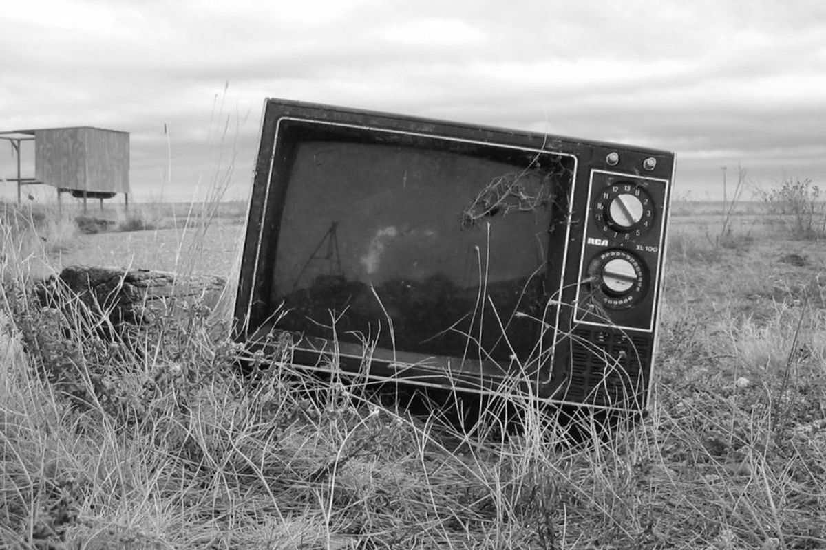 Is this your TV? via <a href="http://www.flickr.com/photos/autowitch/4272852/" target="new">autowitch</a>