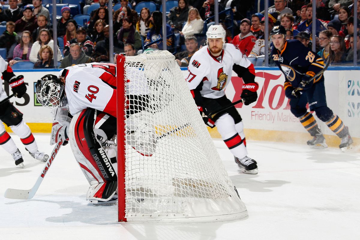 Robin Lehner gives Craig Anderson the start on Thursday with this play.