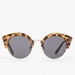 <a href="http://needsupply.com/womens/accessories/sunglasses/expo.html">Expo Sunglasses</a>, $48 (were $60). 