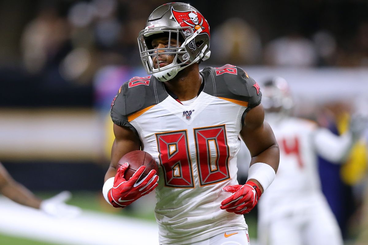 O.J. Howard #80 of the Tampa Bay Buccaneers in action during a game against the New Orleans Saints at the Mercedes Benz Superdome on October 06, 2019 in New Orleans, Louisiana.