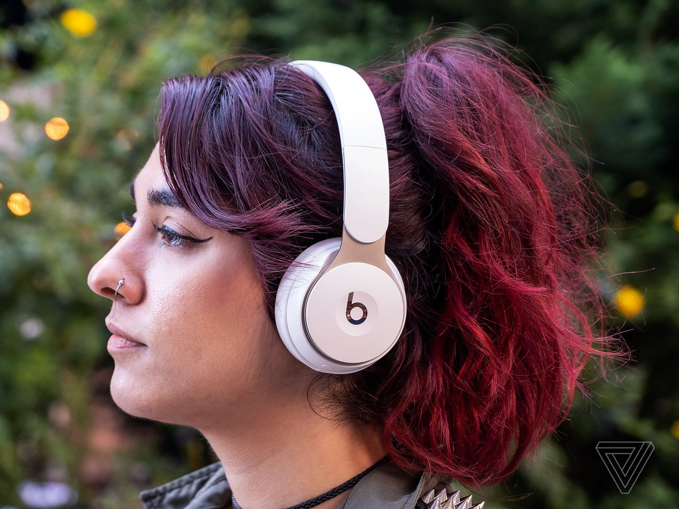 Beats Solo Pro review: beat the noise - The Verge