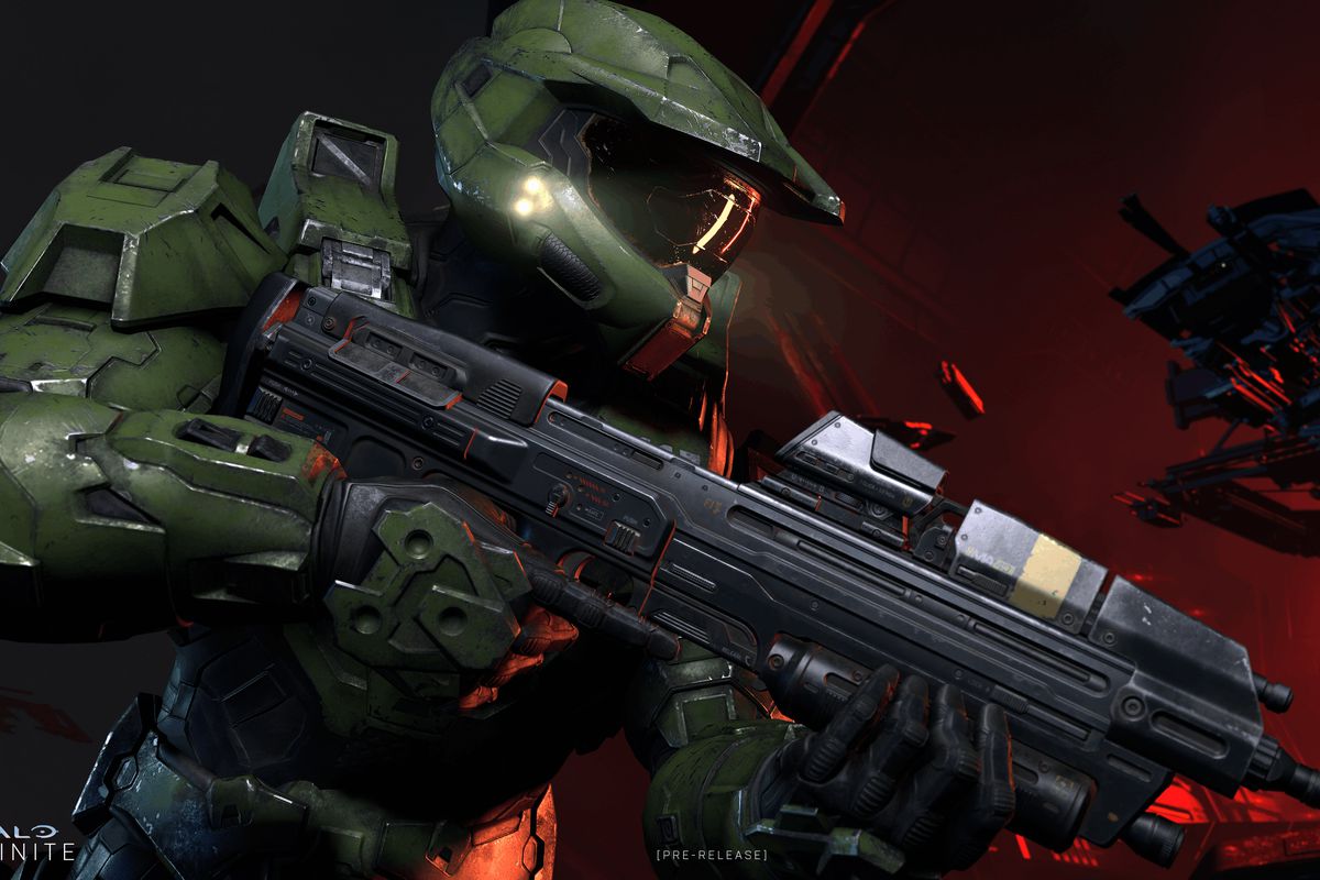 Master Chief holding an MA40 assault rifle in Halo Infinite