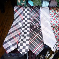 Band of Outsiders ties