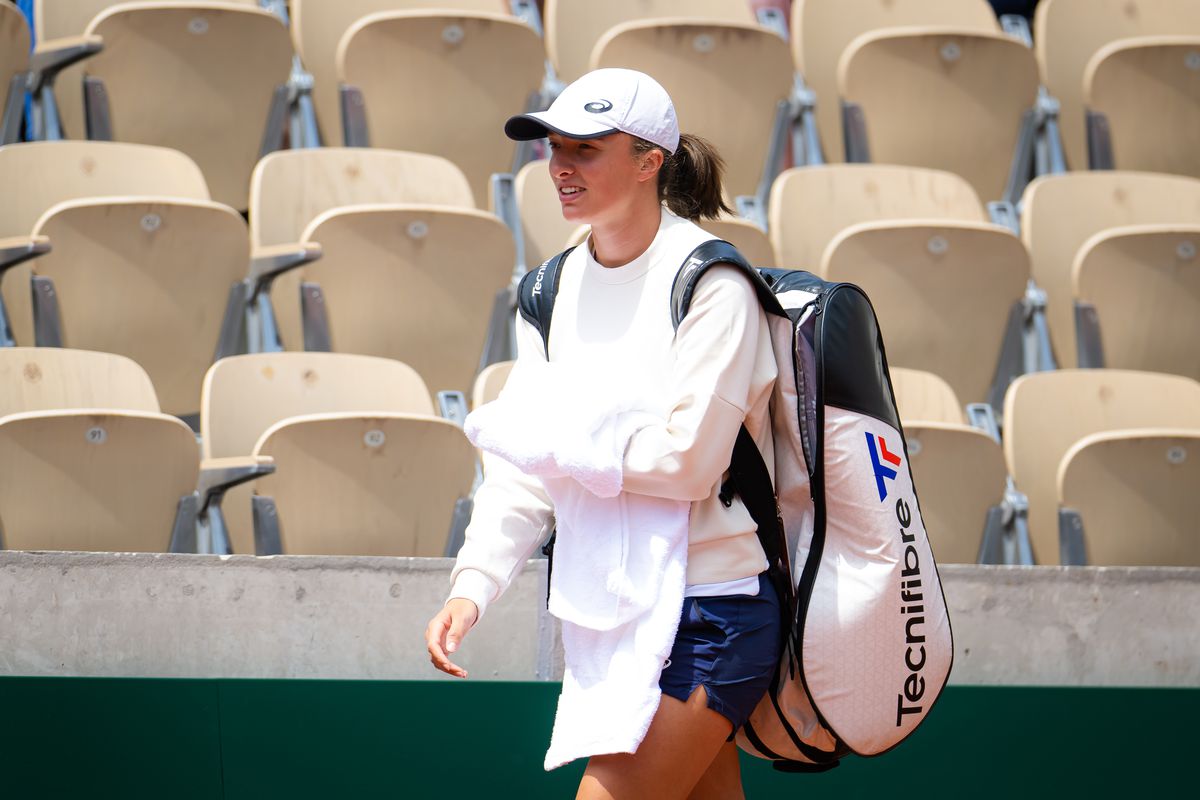 Iga Swiatek of Poland during practice on Qualifying Day 4 of Roland Garros on May 19, 2022 in Paris, France