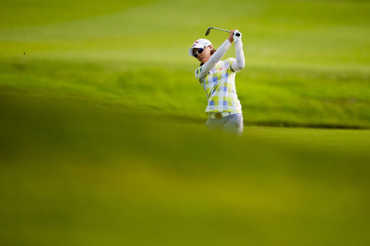 CHON BURI, THAILAND - FEBRUARY 16:  Na Yeon Choi of South Korea plays a shoot on the 17th hole during day one of the LPGA Thailand at Siam Country Club on February 16, 2012 in Chon Buri, Thailand.  (Photo by Victor Fraile/Getty Images)