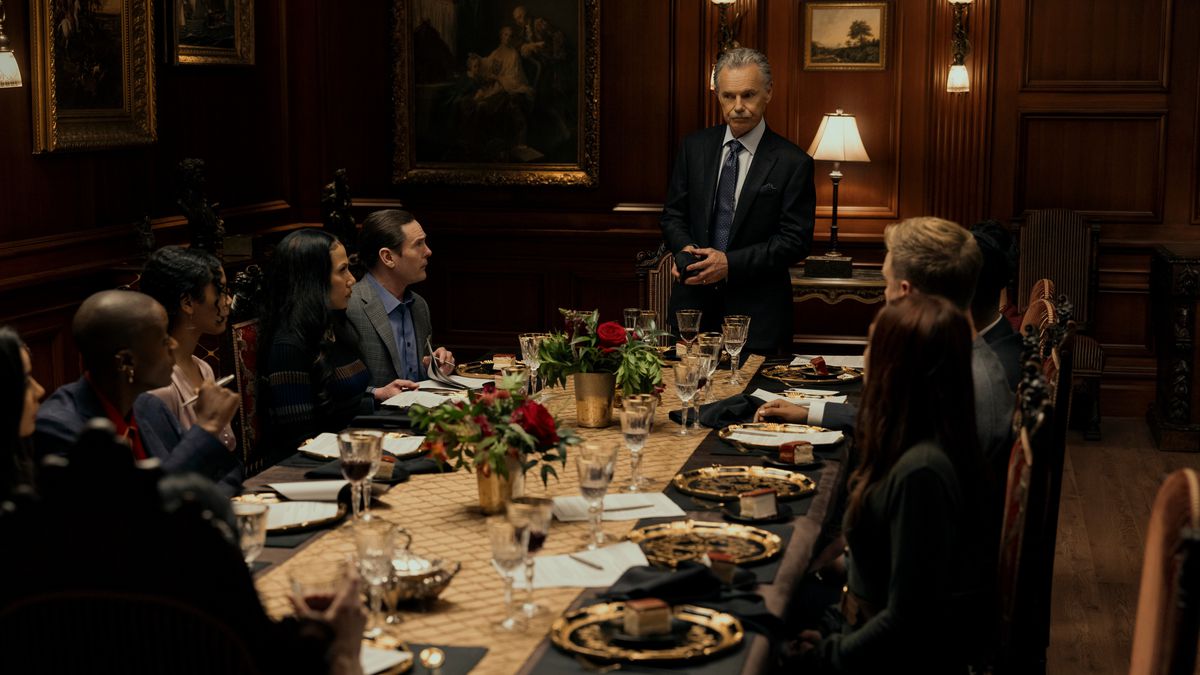 The Usher family sits around an opulent dinner table in Netflix’s The Fall of the House of Usher.
