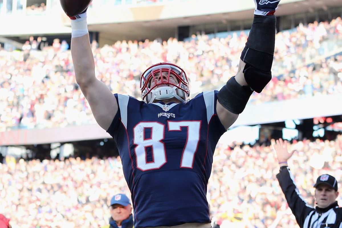 Rob Gronkowski's Combine physical gave Patriots confidence to draft him.