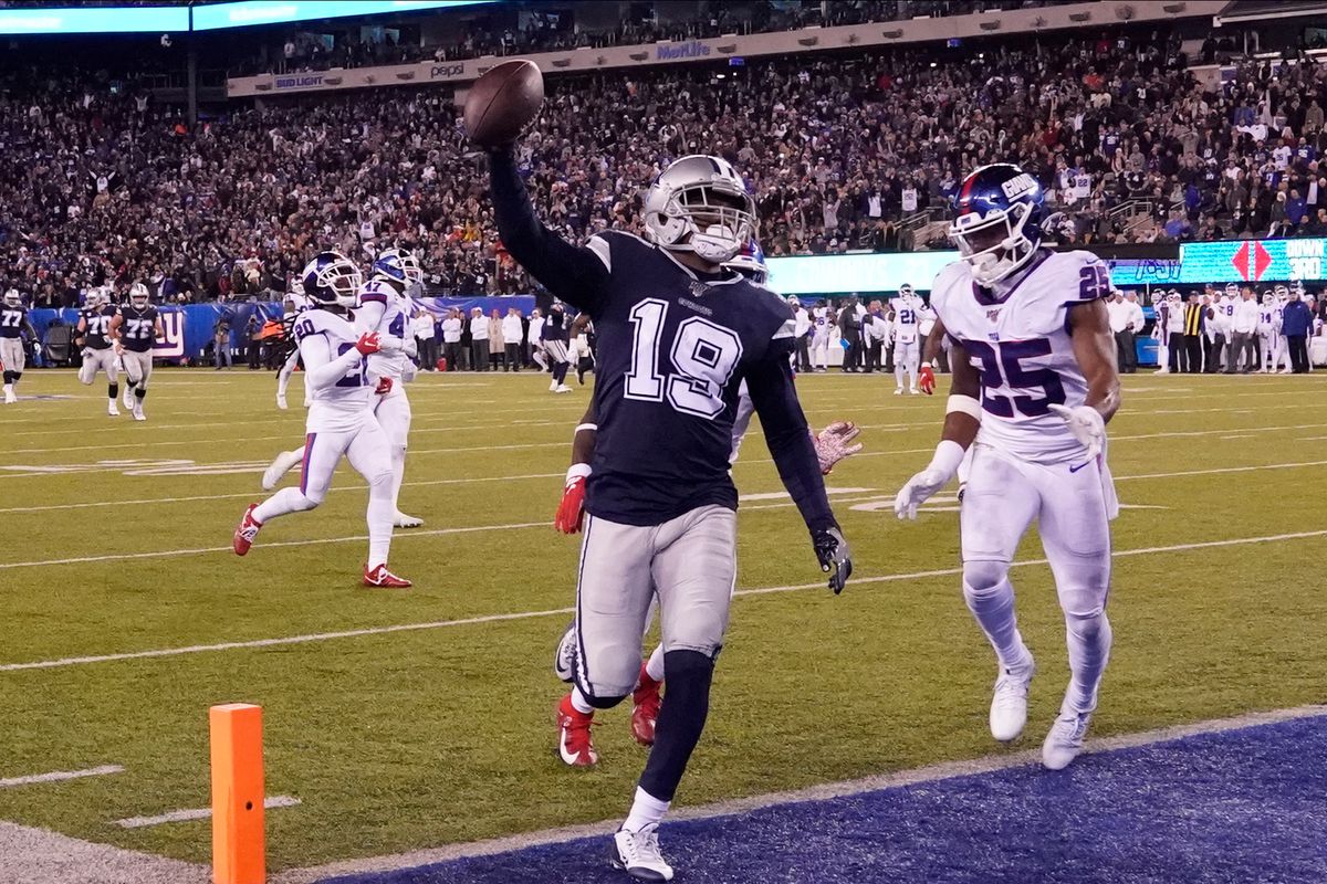 Dallas Cowboys wide receiver Amari Cooper celebrates his fourth quarter touchdown against the Giants at MetLife Stadium.