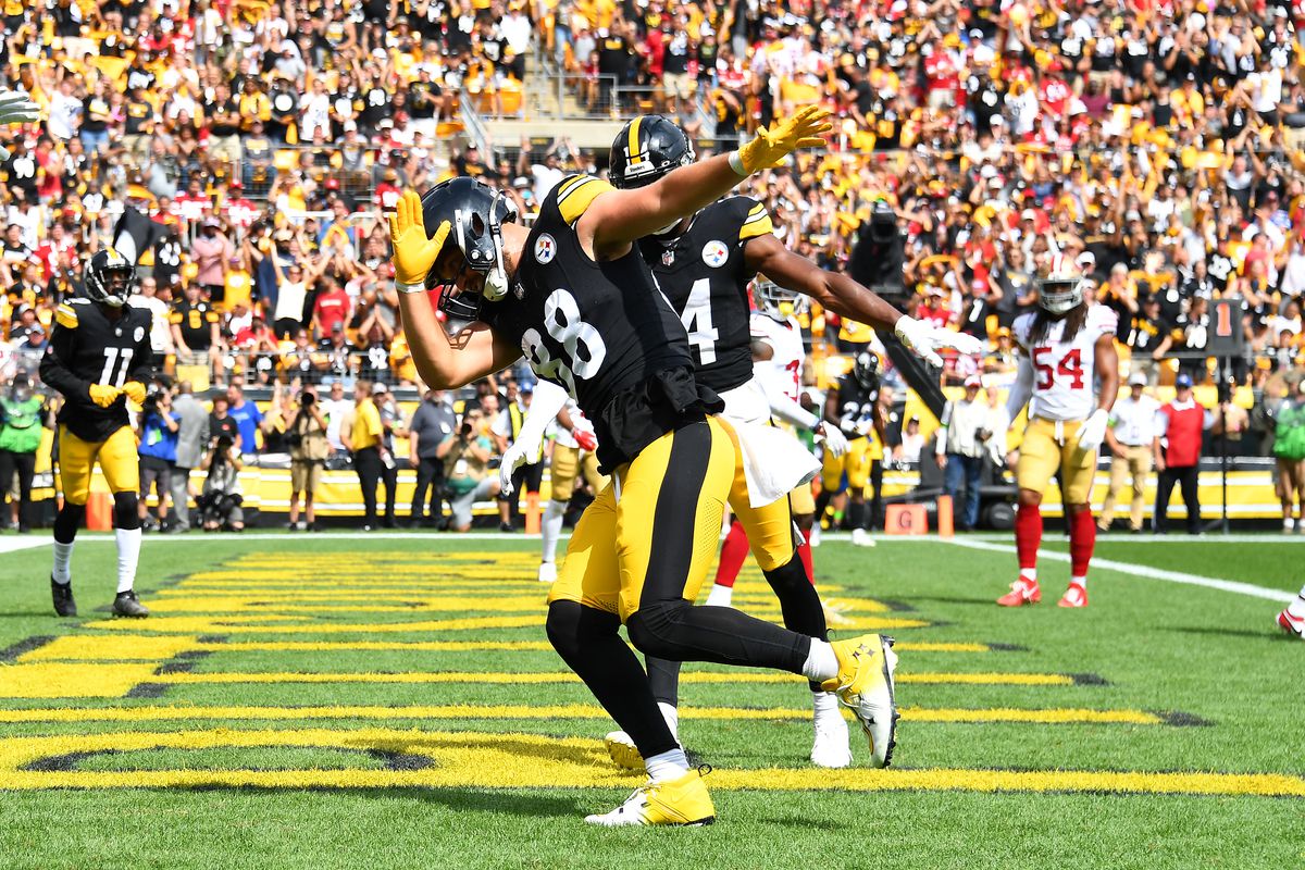 Pat Freiermuth #88 of the Pittsburgh Steelers celebrates after scoring a touchdown in the second quarter of a game against the San Francisco 49ersAcrisure Stadium on September 10, 2023 in Pittsburgh, Pennsylvania.