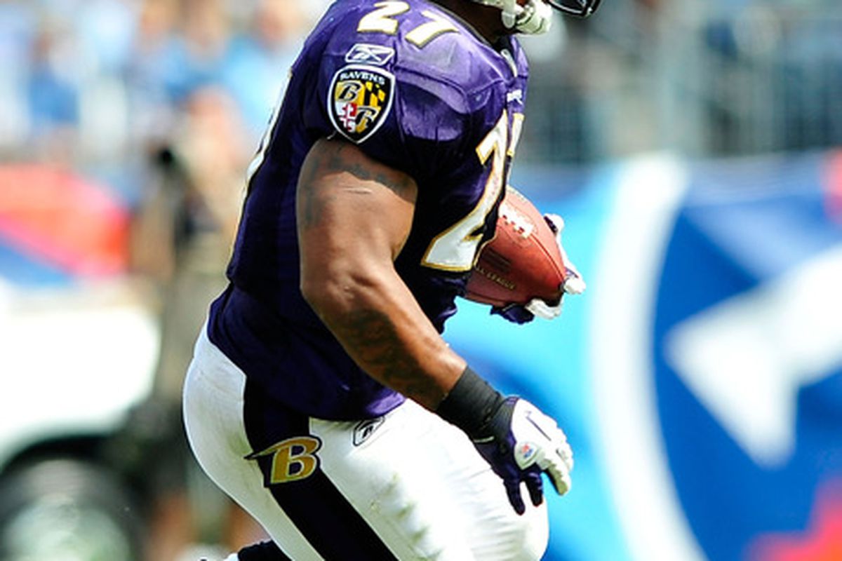 NASHVILLE, TN - SEPTEMBER 18:  Ray Rice #27 of the Baltimore Ravens runs against the Tennessee Titans at LP Field on September 18, 2011 in Nashville, Tennessee. Tennessee won 26-13.  (Photo by Grant Halverson/Getty Images)