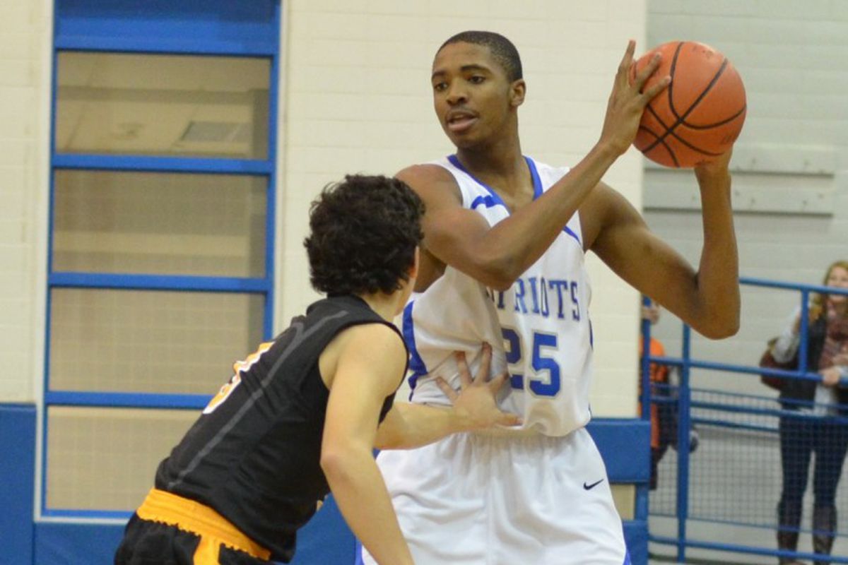 Mikal Bridges (25) sizes up a defender while suiting up for Great Valley.
