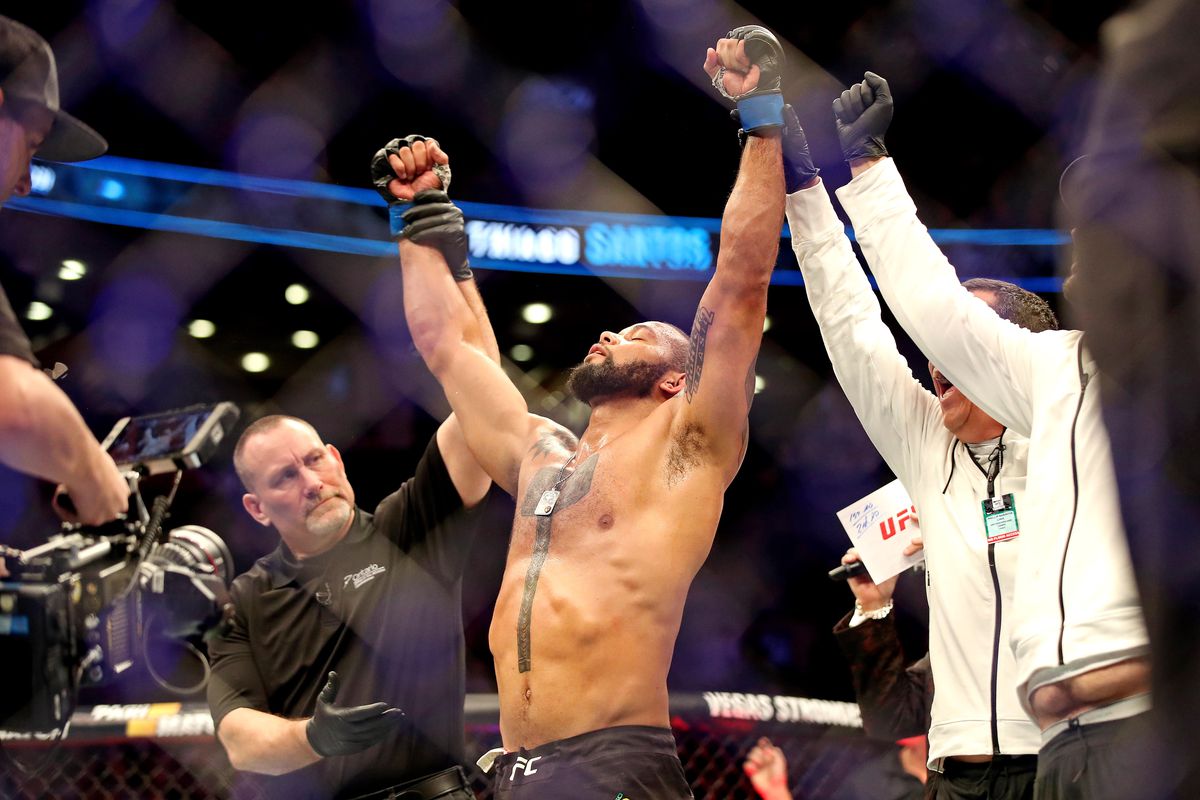 MMA: UFC 231-Manuwa vs Santos