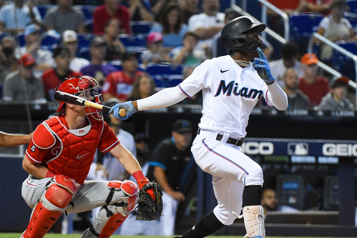 Jazz Chisholm Jr. #2 of the Miami Marlins singles during the first inning against the Philadelphia Phillies loanDepot park