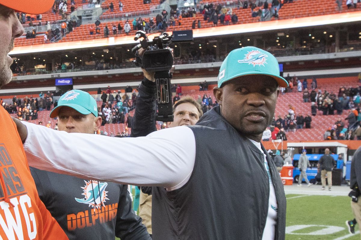 NFL: Miami Dolphins at Cleveland Browns