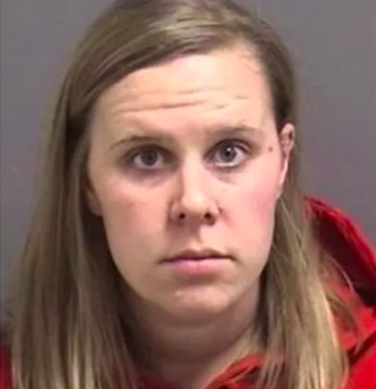 Cara Labus in her 2015 arrest photo.