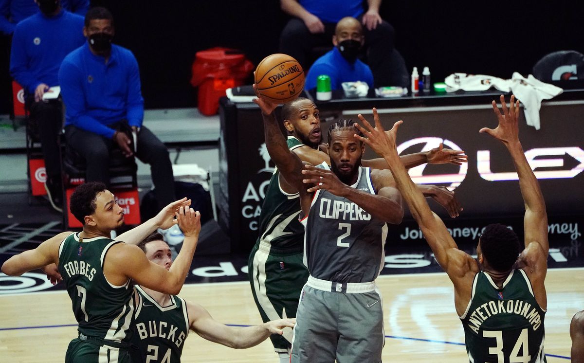 NBA: Milwaukee Bucks at Los Angeles Clippers