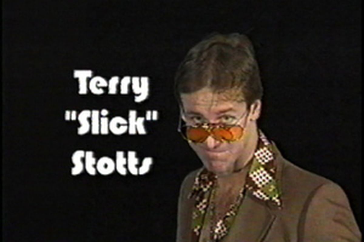 Blazers coach Terry Stotts dressed up for 1970s night during his time with the Atlanta Hawks. Picture via <a href="http://t.co/gQFAJJl2" target="new">www.slamonline.com</a>
