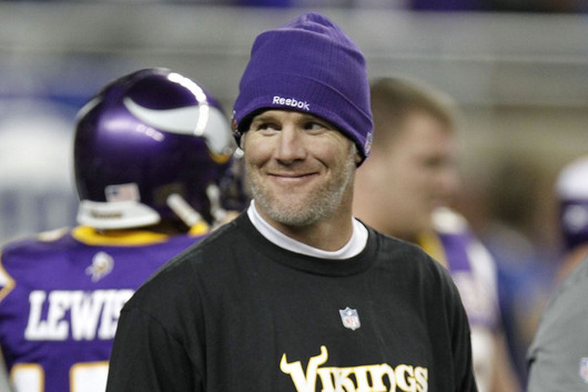 Don't worry, it's faces only in these Favre pics.