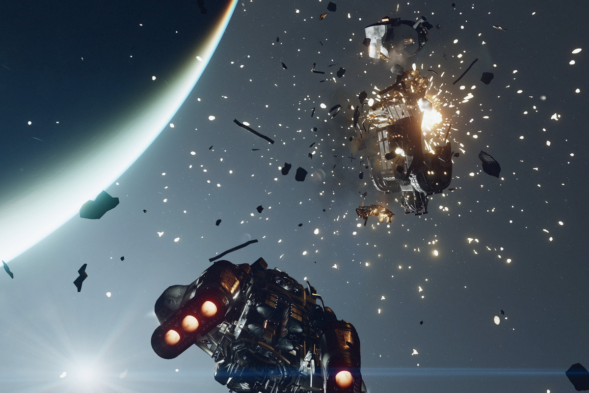 A third-person look at space combat, complete with remarkable particle effects.