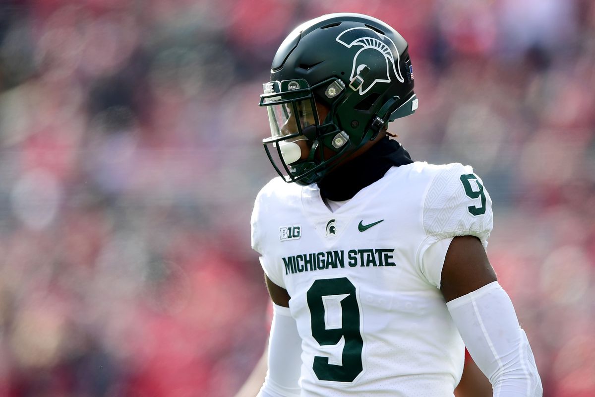 Kenneth Walker III #9 of the Michigan State Spartans looks on during the first half of a game against the Ohio State Buckeyes at Ohio Stadium on November 20, 2021 in Columbus, Ohio.