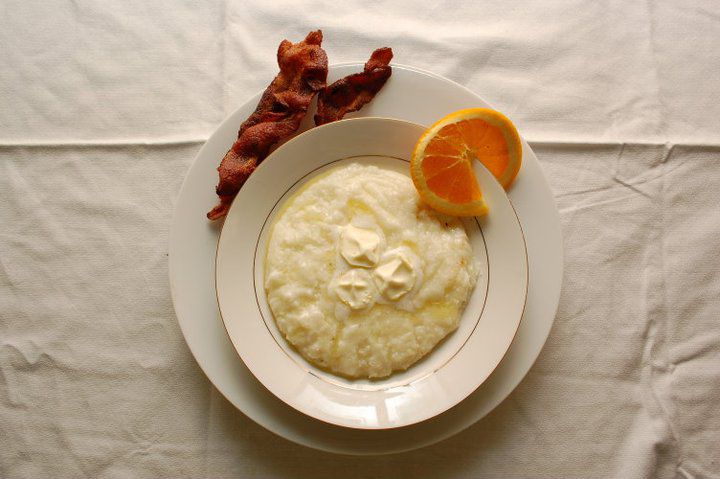 Grits and bacon at Gritz Cafe