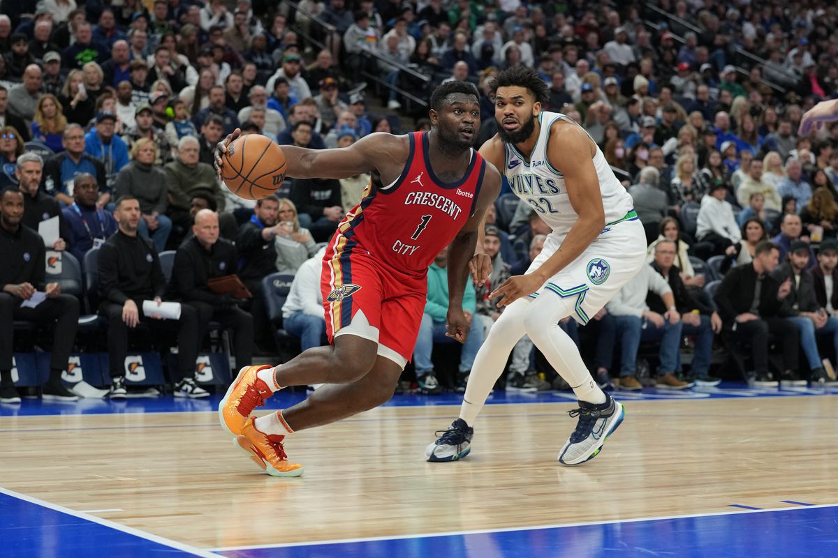 Zion Williamson #1 of the New Orleans Pelicans drives to the basket during the game against the Minnesota Timberwolves on January 3, 2024 at Target Center in Minneapolis, Minnesota.