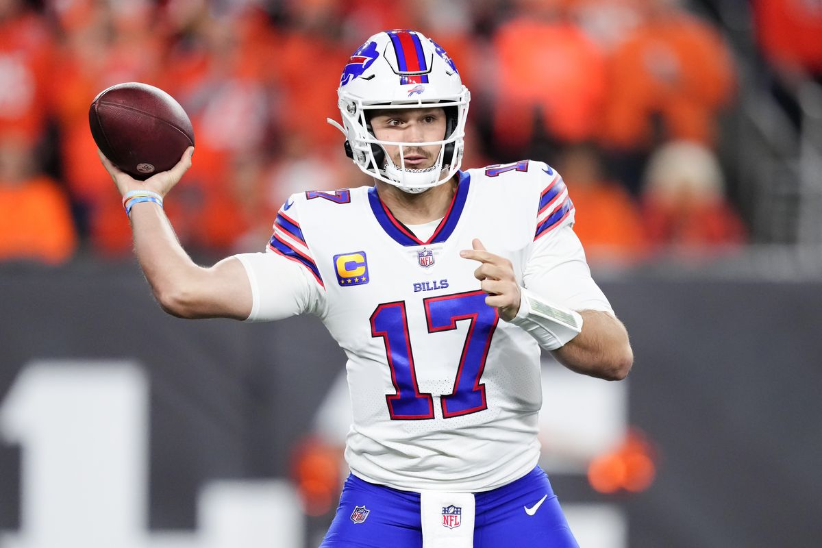 Josh Allen #17 of the Buffalo Bills throws a pass in the first quarter against the Cincinnati Bengals at Paycor Stadium on November 05, 2023 in Cincinnati, Ohio.