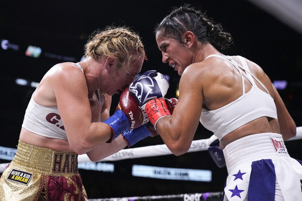 Amanda Serrano completely dominated Heather Hardy in their rematch 