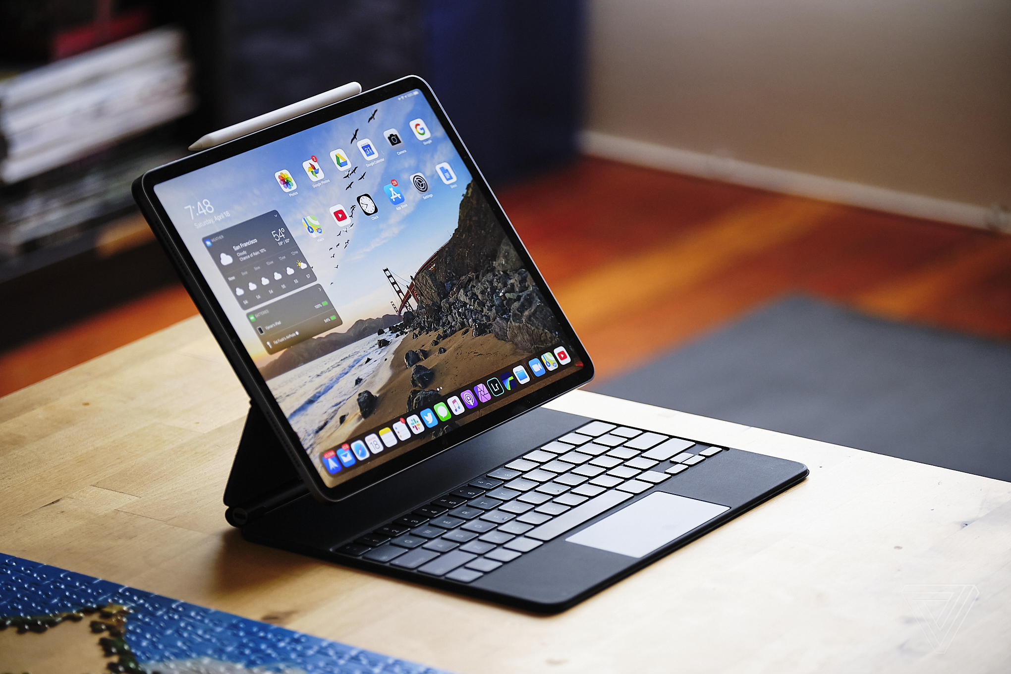 Magic Keyboard for the iPad Pro review: the best way to turn an iPad into a  laptop The Verge