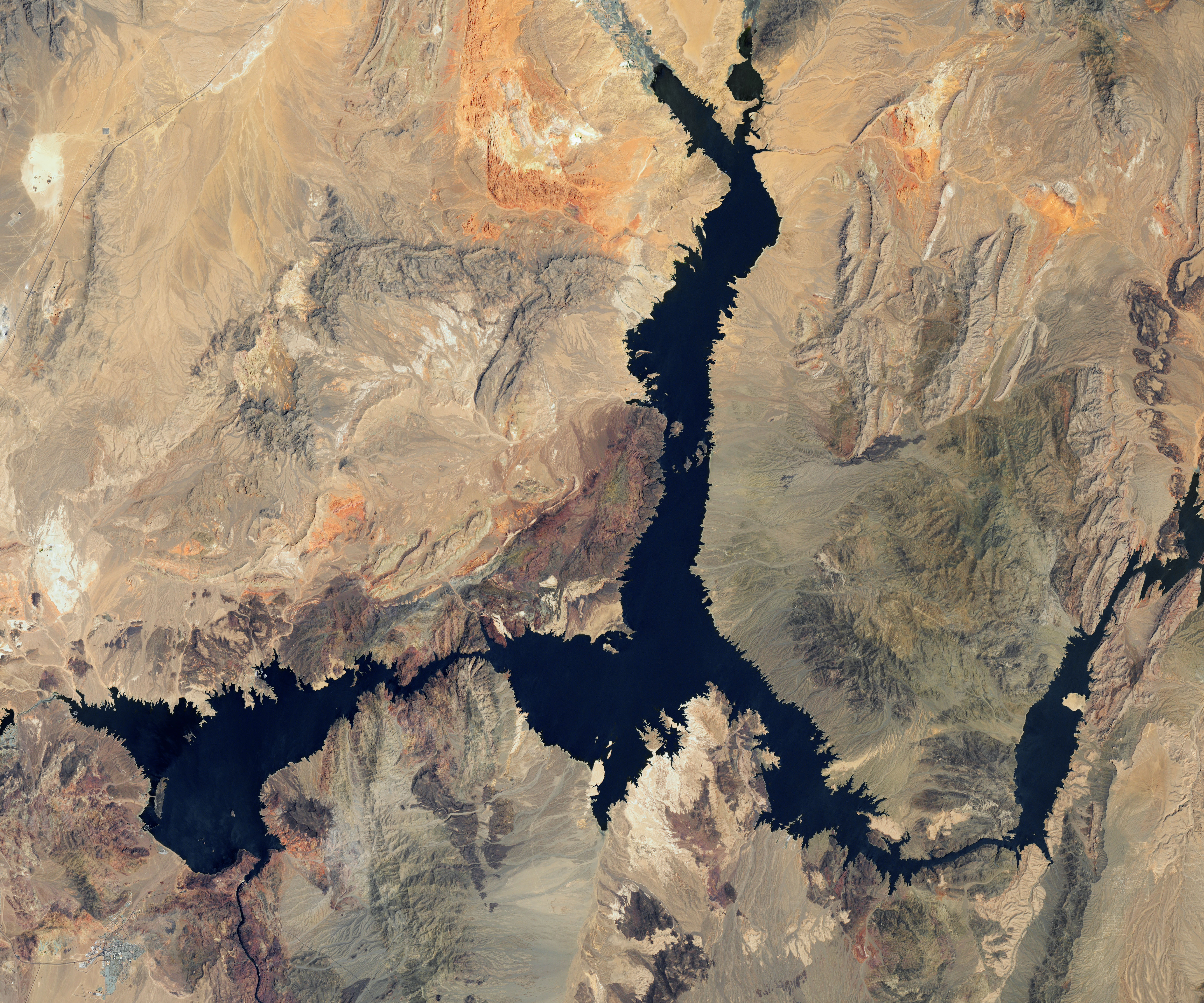 Satellite image of Lake Mead on July 6, 2000.