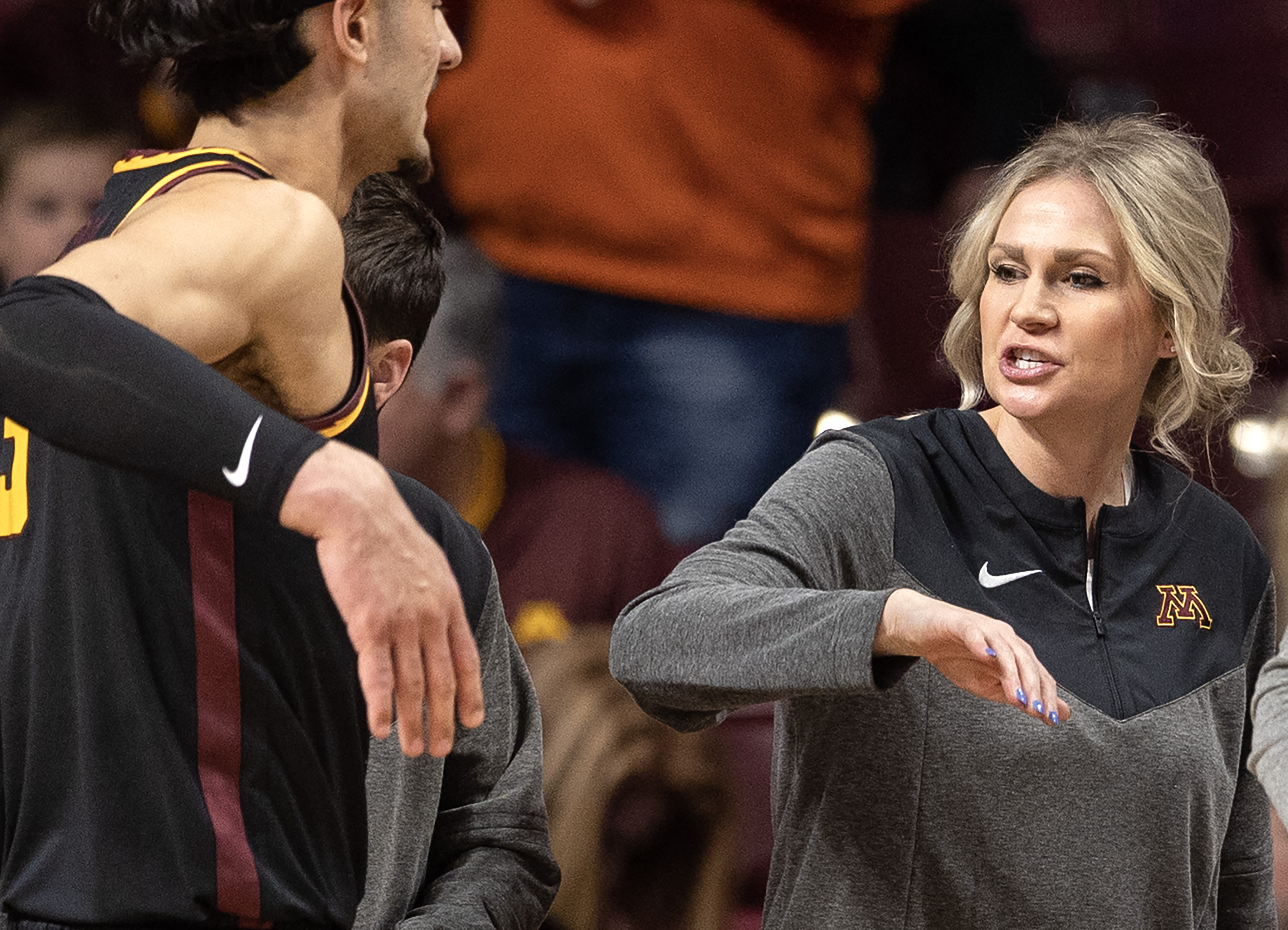 Gophers' Kelsey Steinhagen blazes trail as female coach in Big Ten men's  basketball