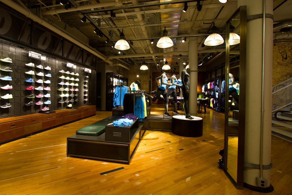 Coöperatie Zuiver rooster Inside Nike's Biggest Running Store, New in the Flatiron District - Racked  NY