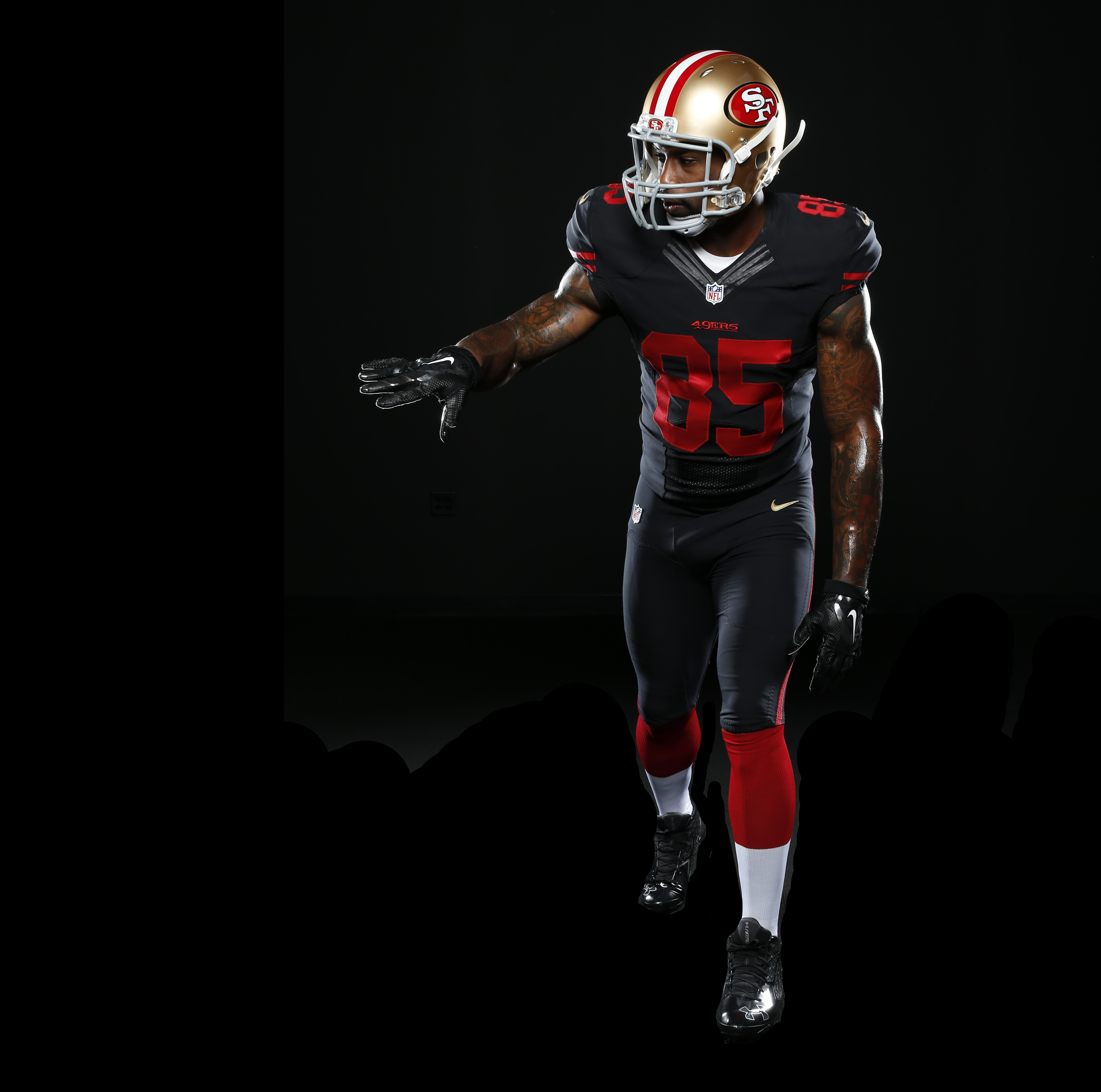 49ers officially unveil black, red and gold alternate uniform for ...
