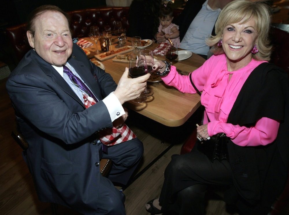 Sheldon Adelson and Elaine Wynn at Buddy V's Ristorante. Photo: Los Caraballo