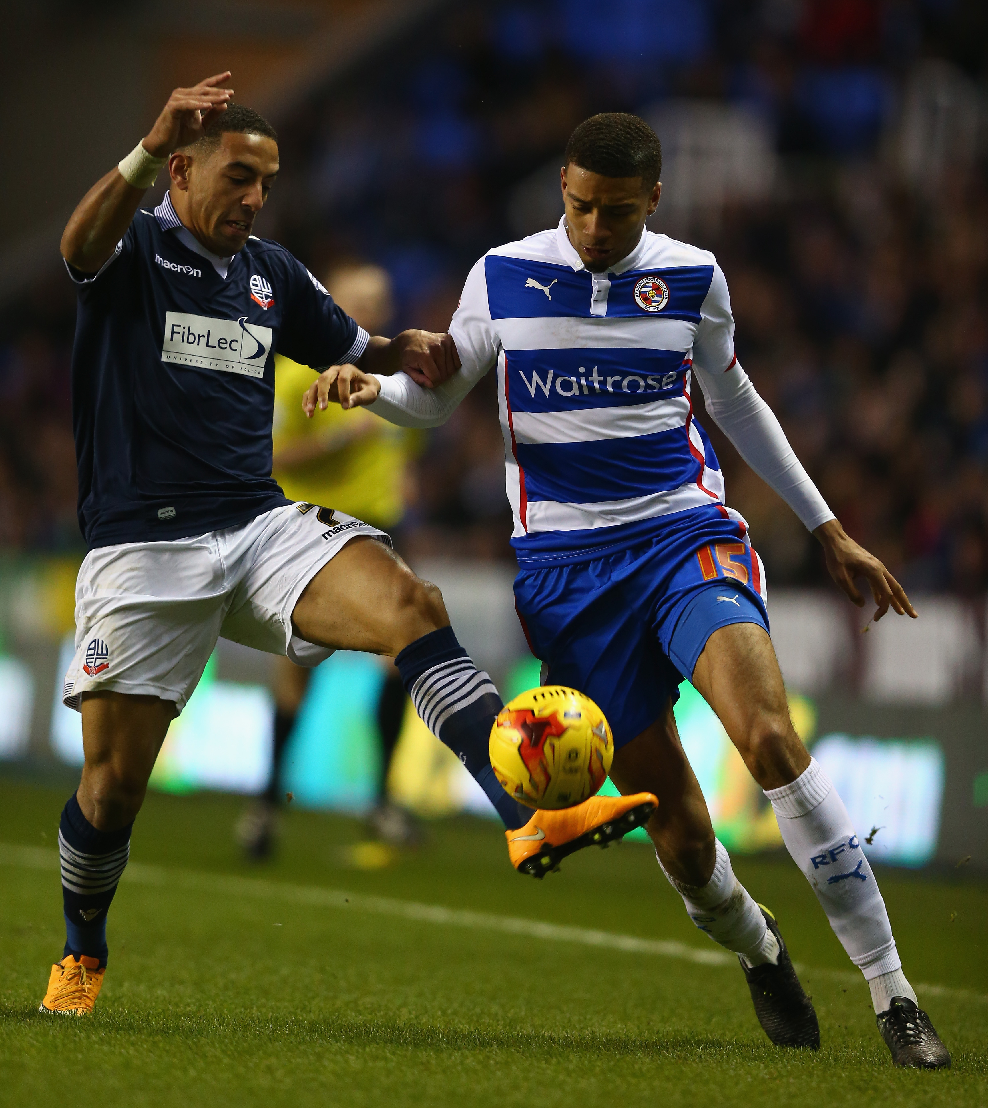 Liam Feeney battles for the ball in Bolton's 0-0 draw at Reading