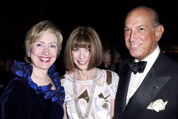 Clinton, Wintour, and de la Renta, via <a href="http://nymag.com/thecut/2013/05/hillary-clinton-will-attend-the-cfda-awards.html">The Cut</a>